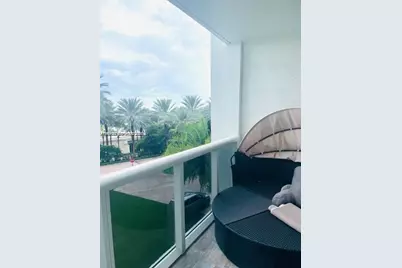 10275 Collins Ave #327, Bal Harbour, FL 33154 - Photo 9
