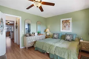 1000 SW 11th Ave, Hallandale Beach, FL 33009 - Photo 11