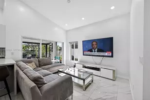 720 Rock Hill Ave, Davie, FL 33325 - Photo 3