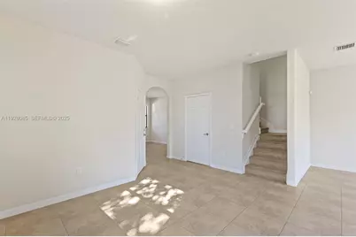 8615 NW 98th Ave, Doral, FL 33178 - Photo 5