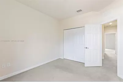 8615 NW 98th Ave, Doral, FL 33178 - Photo 17