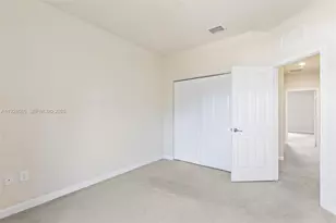 8615 NW 98th Ave, Doral, FL 33178 - Photo 17