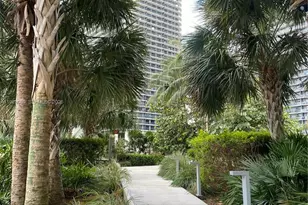 88 SW 7th St, Miami, FL 33130 - Photo 21