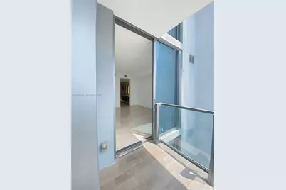 88 SW 7th St #3906, Miami, FL 33130 - Photo 11