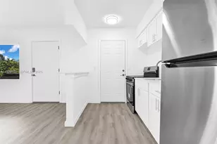 13210 Memorial Hwy, North Miami, FL 33161 - Photo 1