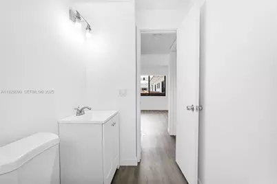 13210 Memorial Hwy #211, North Miami, FL 33161 - Photo 11