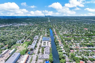 13210 Memorial Hwy #211, North Miami, FL 33161 - Photo 35