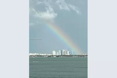 600 NE 36th St #720, Miami, FL 33137 - Photo 3