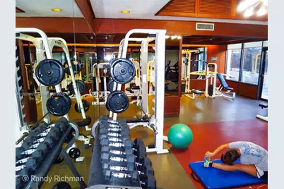 600 NE 36th St #720, Miami, FL 33137 - Photo 23