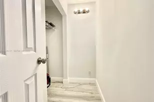 17021 N Bay Rd, Sunny Isles Beach, FL 33160 - Photo 27