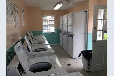 10740 N Kendall Dr #L-24, Miami, FL 33176 - Photo 13