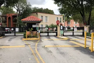 10740 N Kendall Dr, Miami, FL 33176 - Photo 11