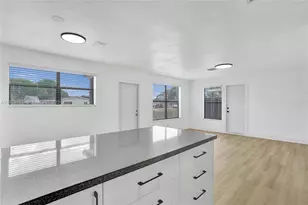 1960 SW 68th Way, Miramar, FL 33023 - Photo 19