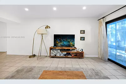 4020 N Hills Dr #29, Hollywood, FL 33021 - Photo 3