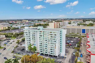 1825 W 44th Pl, Hialeah, FL 33012 - Photo 19