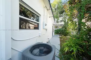 2311 NW 73rd Ave, Sunrise, FL 33313 - Photo 9