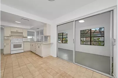 2311 NW 73rd Ave, Sunrise, FL 33313 - Photo 15