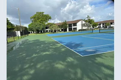 212 Lake Pointe Dr #104, Oakland Park, FL 33309 - Photo 7