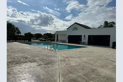 212 Lake Pointe Dr #104, Oakland Park, FL 33309 - Photo 3