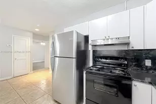 530 NE 34th St, Pompano Beach, FL 33064 - Photo 19