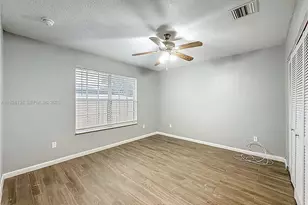 530 NE 34th St, Pompano Beach, FL 33064 - Photo 25