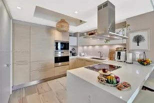 17111 Biscayne Blvd, North Miami Beach, FL 33160 - Photo 9