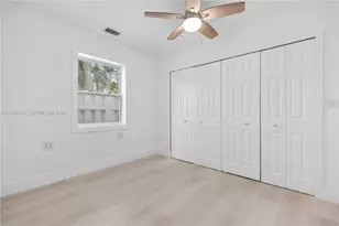 880 Oriole Ave, Miami Springs, FL 33166 - Photo 17