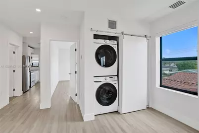 1721 SW 13th St #4, Miami, FL 33145 - Photo 3