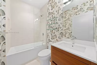 3581 E Glencoe St #403, Miami, FL 33133 - Photo 25