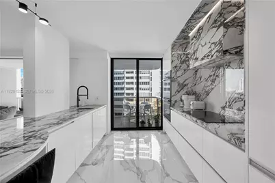 9 Island Ave #609, Miami Beach, FL 33139 - Photo 3