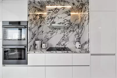 9 Island Ave #609, Miami Beach, FL 33139 - Photo 9