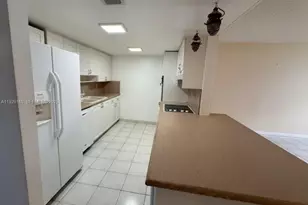 1001 E Three Islands Blvd, Hallandale Beach, FL 33009 - Photo 27