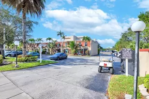 1001 E Three Islands Blvd, Hallandale Beach, FL 33009 - Photo 3