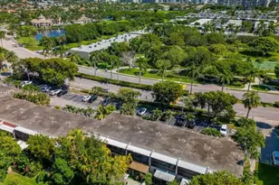 1001 E Three Islands Blvd, Hallandale Beach, FL 33009 - Photo 13