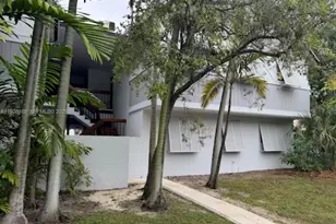 7325 SW 63rd Ave, South Miami, FL 33143 - Photo 1