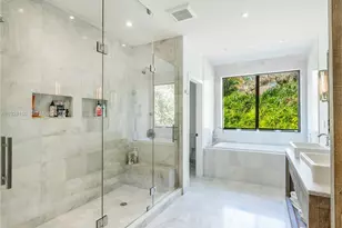 317 Bayberry Dr, Plantation, FL 33317 - Photo 11