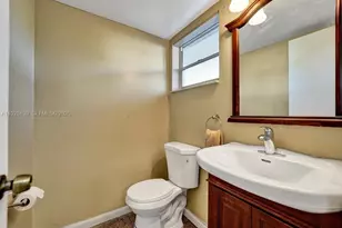 950 Hillcrest Dr, Hollywood, FL 33021 - Photo 19