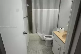 2800 Someset Dr, Lauderdale Lakes, FL 33311 - Photo 9