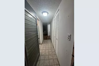 2800 Someset Dr #404, Lauderdale Lakes, FL 33311 - Photo 5