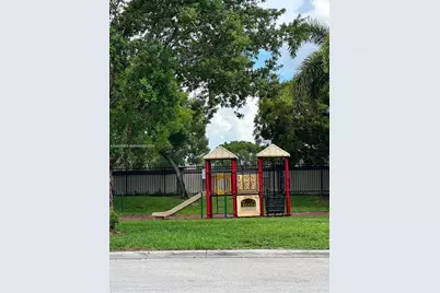 2002 Freeport Ln #4108, Riviera Beach, FL 33404 - Photo 13