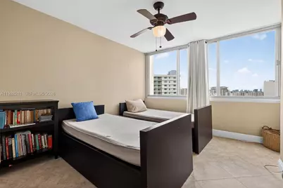 7135 Collins Ave #1015, Miami Beach, FL 33141 - Photo 17