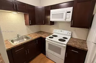 1310 NE 14th Ave, Fort Lauderdale, FL 33304 - Photo 1