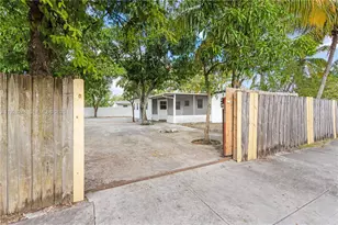 17144 NW 24th Pl, Miami Gardens, FL 33056 - Photo 11