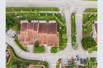 7464 S Pinewalk Dr S #81-18, Margate, FL 33063 - Photo 49