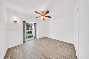 7417 Twin Sabal Dr, Miami Lakes, FL 33014 - Photo 11