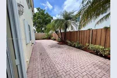 5588 NW 102nd Ct #0, Doral, FL 33178 - Photo 9