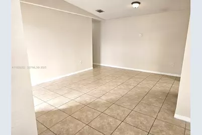 20023 SW 123rd Ave, Miami, FL 33177 - Photo 9