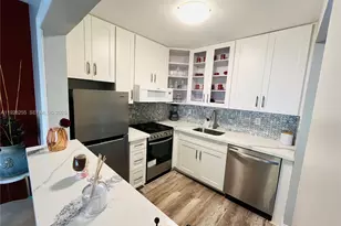150 Horizons E, Boynton Beach, FL 33435 - Photo 7