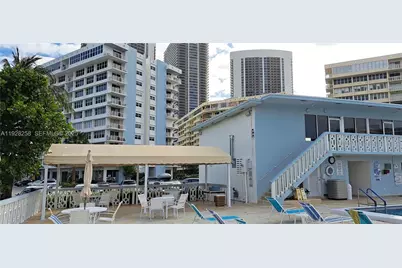 1801 S Ocean Dr #PH33, Hallandale Beach, FL 33009 - Photo 23
