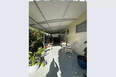 573 NE 47Ct, Deerfield Beach, FL 33064 - Photo 25